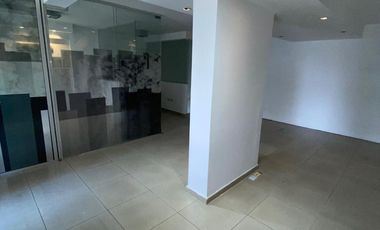 Local Comercial en Alquiler, Av. 24 de Septiembre 1215, Barrio General Paz, Córdoba.