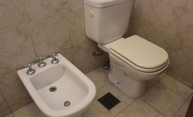 8 DE NOVIEMBRE AL 600 - VENTA DE CASA DE 2 DORMITORIOS EN ROSARIO