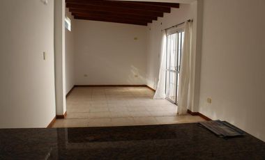 8 DE NOVIEMBRE AL 600 - VENTA DE CASA DE 2 DORMITORIOS EN ROSARIO
