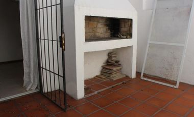 8 DE NOVIEMBRE AL 600 - VENTA DE CASA DE 2 DORMITORIOS EN ROSARIO