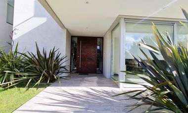 Casa en Venta Costa Esmeralda