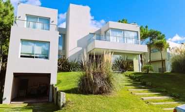 Casa en Venta Costa Esmeralda