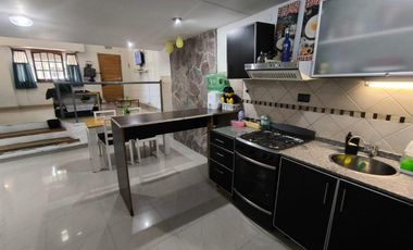 PH de 3 ambientes, excelente ubicación, SIN EXPENSAS.