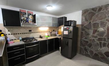 PH de 3 ambientes, excelente ubicación, SIN EXPENSAS.