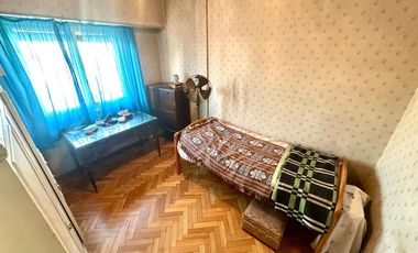 CASA 5 AMBIENTES SOBRE LOTE PROPIO Y LOCAL EN BARRACAS VENTA