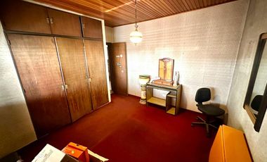 CASA 5 AMBIENTES SOBRE LOTE PROPIO Y LOCAL EN BARRACAS VENTA