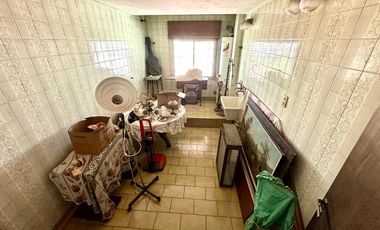 CASA 5 AMBIENTES SOBRE LOTE PROPIO Y LOCAL EN BARRACAS VENTA