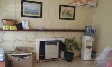 Edificio Comercial en Cerro De Las Rosas