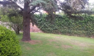 Edificio Comercial en Cerro De Las Rosas