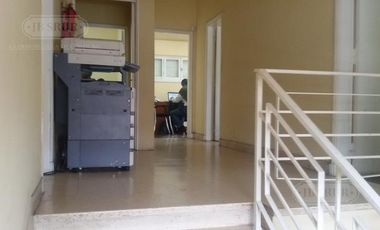 Edificio Comercial en Cerro De Las Rosas