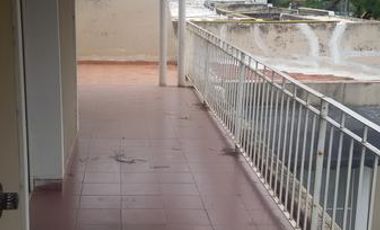 Edificio Comercial en Cerro De Las Rosas