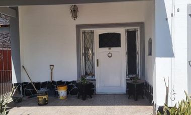 ¡Casa de tres ambientes en venta!