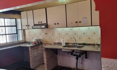 ¡Casa de tres ambientes en venta!