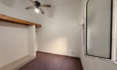 EXCELENTE LOCAL EN ESQUINA CON TERRAZA