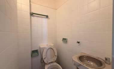 EXCELENTE LOCAL EN ESQUINA CON TERRAZA