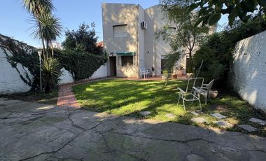 VENTA- EXCELENTE CASA EN PILAR CENTRO -A REFACCIONAR