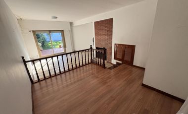 VENTA- EXCELENTE CASA EN PILAR CENTRO -A REFACCIONAR