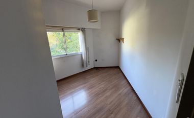 VENTA- EXCELENTE CASA EN PILAR CENTRO -A REFACCIONAR