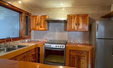 Departamento en edificio en renta en Valle de Bravo.