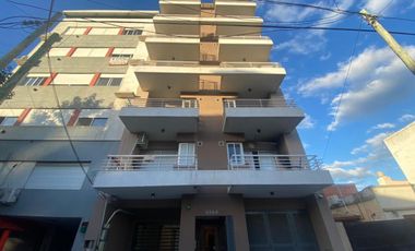 Departamento de dos ambientes en Alquiler en Wilde Centro