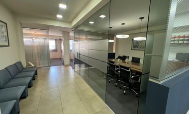 Inmueble comercial sobre Avenida principal Lanus Oeste