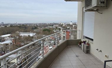 Hermoso semi piso 3 ambientes con cochera y baulera en 9no Piso al Frente en San Andres