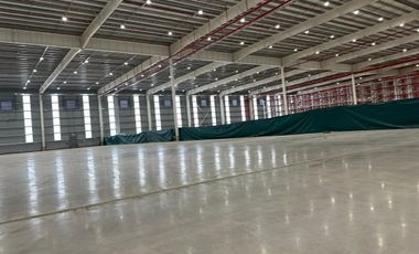 Alquiler Nave Industrial Triple A   DEPOSITO DE 11600 M2 CUBIERTOS