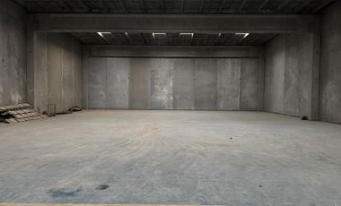 Depósito a estrenar Av. Gral. Paz y Crovara en Tablada