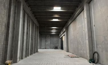 Depósito a estrenar Av. Gral. Paz y Crovara en Tablada