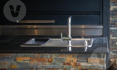 Casa a laguna en venta - Barrio El Principado, Canning