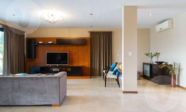 Casa a laguna en venta - Barrio El Principado, Canning