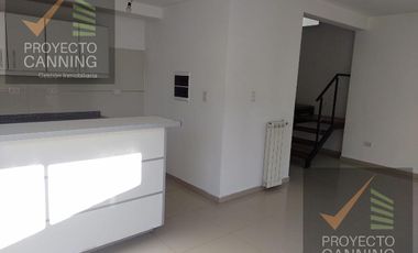 Alquier de Triplex 4 ambientes en Canning