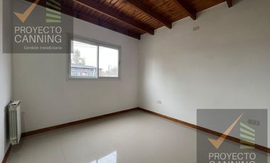 Alquier de Triplex 4 ambientes en Canning
