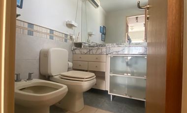 Departamento en  venta, en dúplex, 2 cocheras, Luminoso