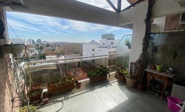 Departamento en  venta, en dúplex, 2 cocheras, Luminoso
