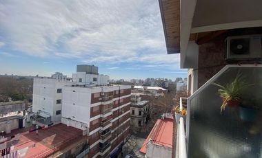 Departamento en  venta, en dúplex, 2 cocheras, Luminoso