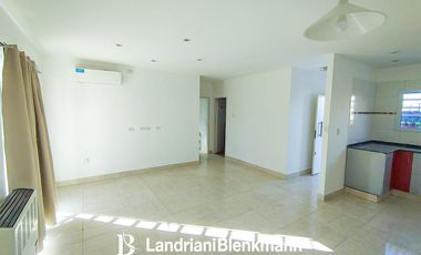 Casa en Cinco Saltos - Ofelia Idoeta 3256