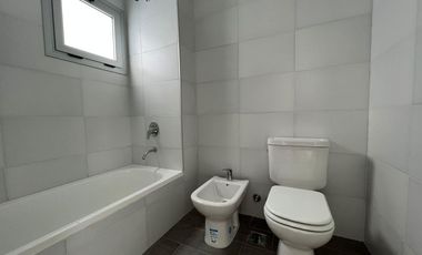 Departamento dos ambientes en Venta en Wilde Centro