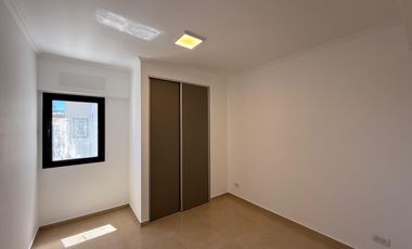 Departamento dos ambientes con patio a la venta en Wilde