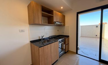 Departamento dos ambientes con patio a la venta en Wilde