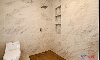 Casa en Venta en Lomas de Juriquilla - ¡Con Roof Garden!