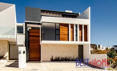 Casa en Venta en Lomas de Juriquilla - ¡Con Roof Garden!