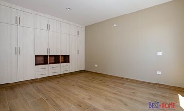 Casa en Venta en Lomas de Juriquilla - ¡Con Roof Garden!