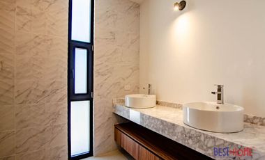 Casa en Venta en Lomas de Juriquilla - ¡Con Roof Garden!