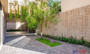 Casa en Venta en Lomas de Juriquilla – ¡Espacios Amplios y Diseño Exclusivo!