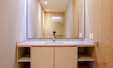 Casa en Venta en Lomas de Juriquilla – ¡Espacios Amplios y Diseño Exclusivo!