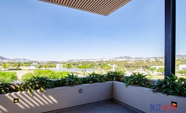 Casa en Venta en Lago de Juriquilla - ¡Recámara en Planta Baja y Roof Garden!