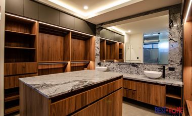 Casa en Venta en Lago de Juriquilla - ¡Recámara en Planta Baja y Roof Garden!