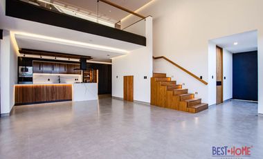 Casa en Venta en Lago de Juriquilla - ¡Recámara en Planta Baja y Roof Garden!