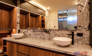 Casa en Venta en Lago de Juriquilla - ¡Recámara en Planta Baja y Roof Garden!